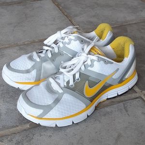 Nike livestrong running shoes Clearance